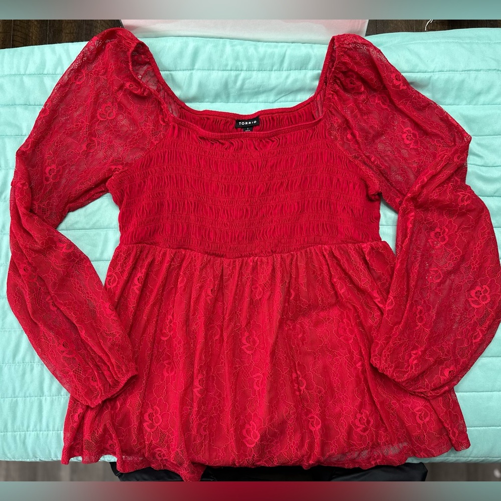 Torrid lace red top